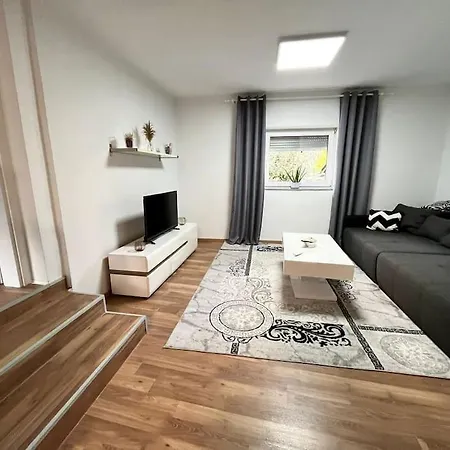 Appartamento Ab Moderne Zweizimmerwohnung *