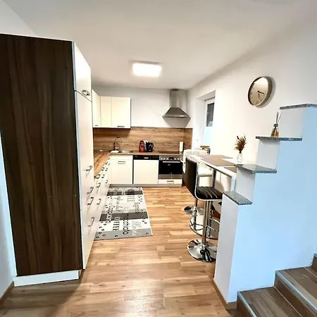 Ab Moderne Zweizimmerwohnung Appartamento Villach